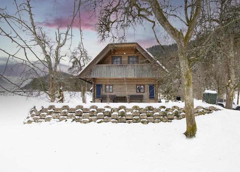  Bled Exterior Detail