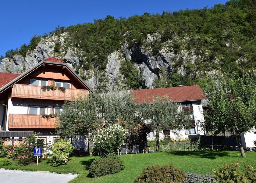  Bled Facade