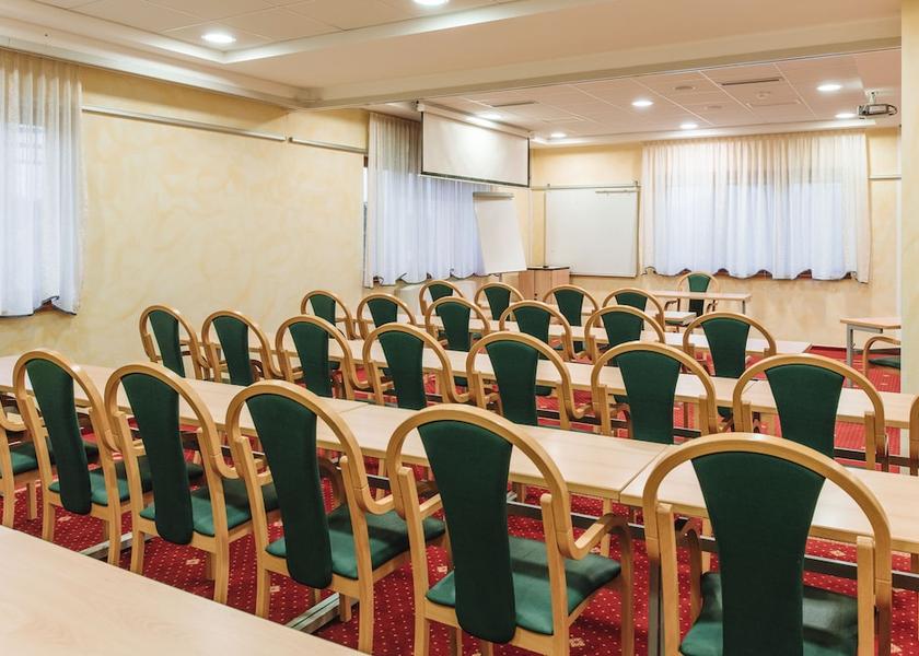  Zrece Business Centre
