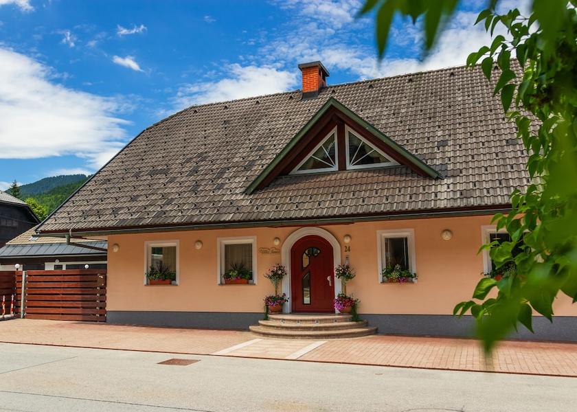  Kranjska Gora Facade