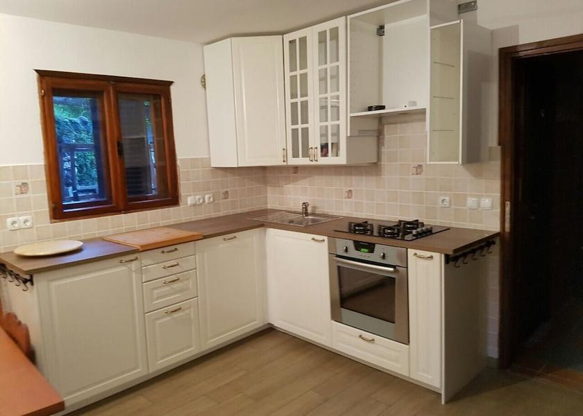  Kranjska Gora Kitchen