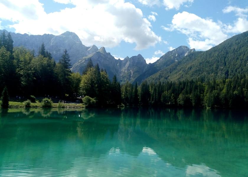  Kranjska Gora Lake