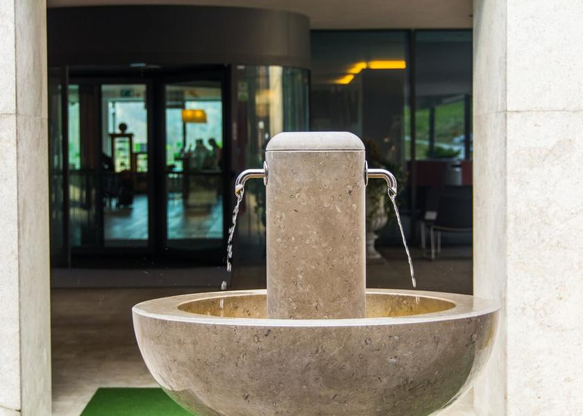  Lasko Exterior Detail