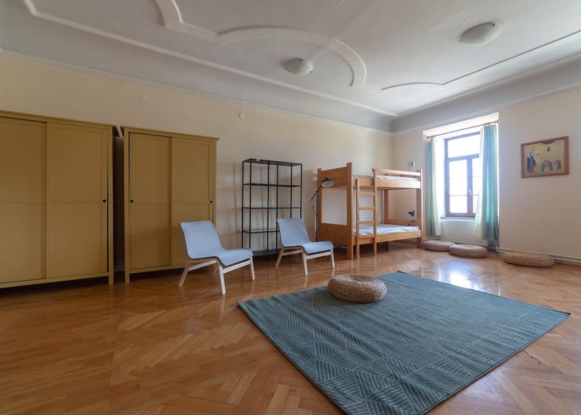 Kamnik Interior Entrance