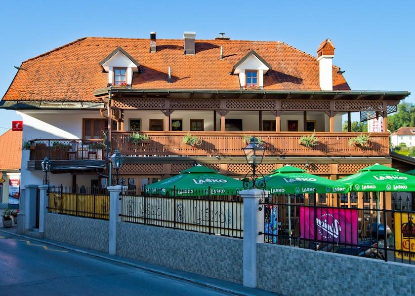  Kamnik Exterior Detail