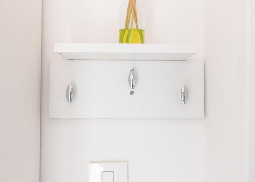  Izola Interior Entrance