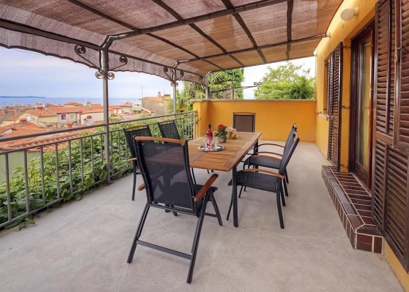  Piran Terrace