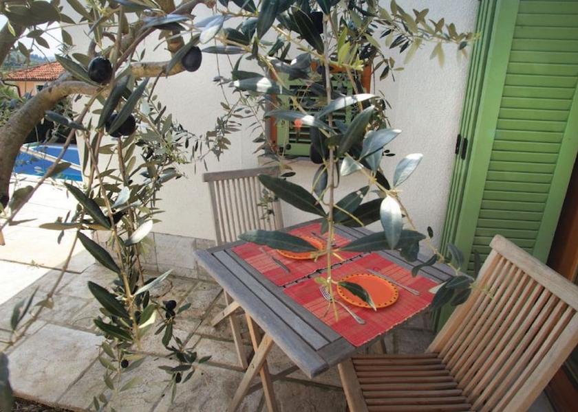  Piran Terrace