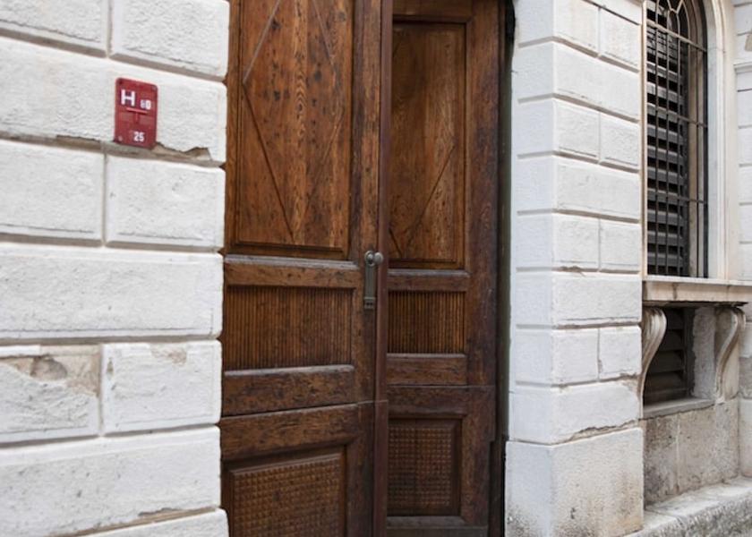  Piran Entrance
