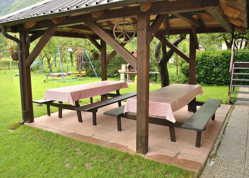  Bovec Garden