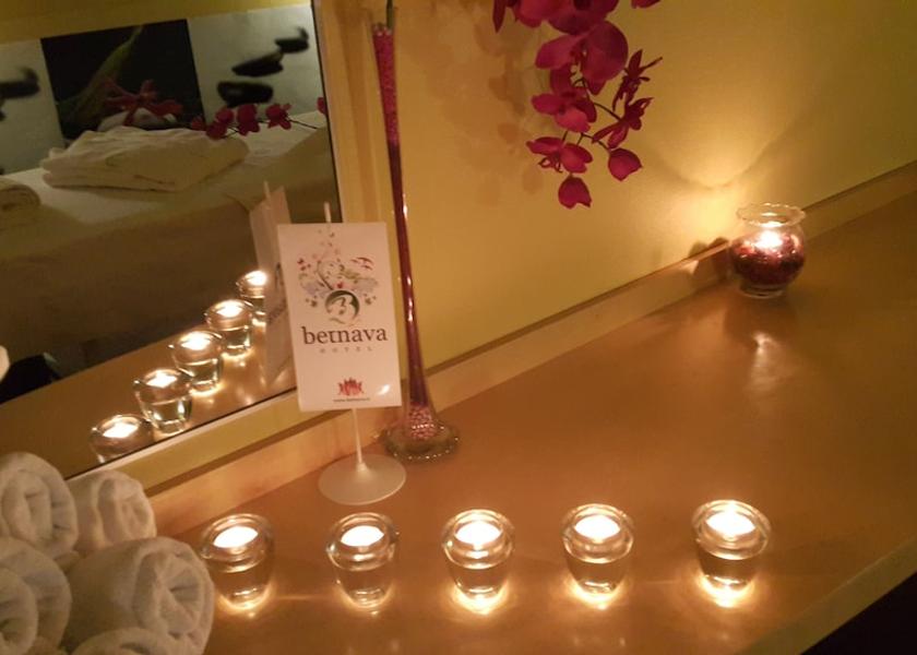  Maribor Facial