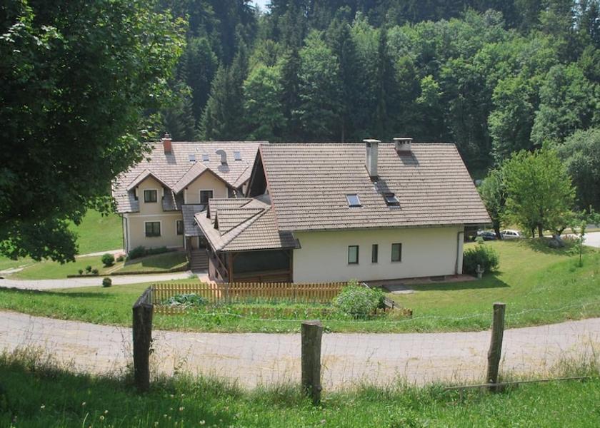  Cerklje na Gorenjskem Exterior Detail