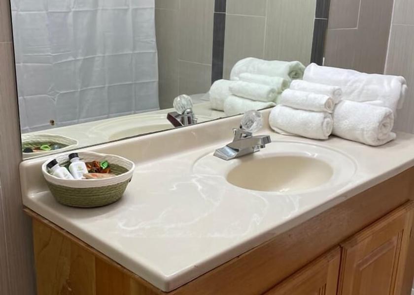  Chaguaramas Bathroom