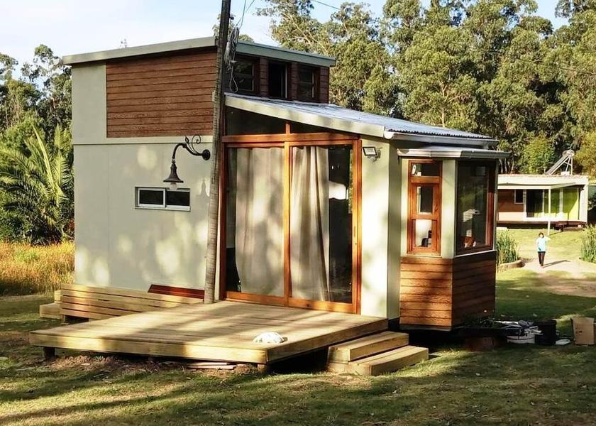 Maldonado Maldonado Exterior Detail