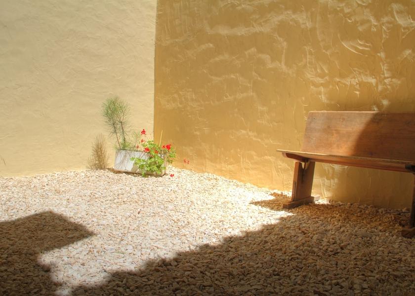 Maldonado Maldonado Exterior Detail