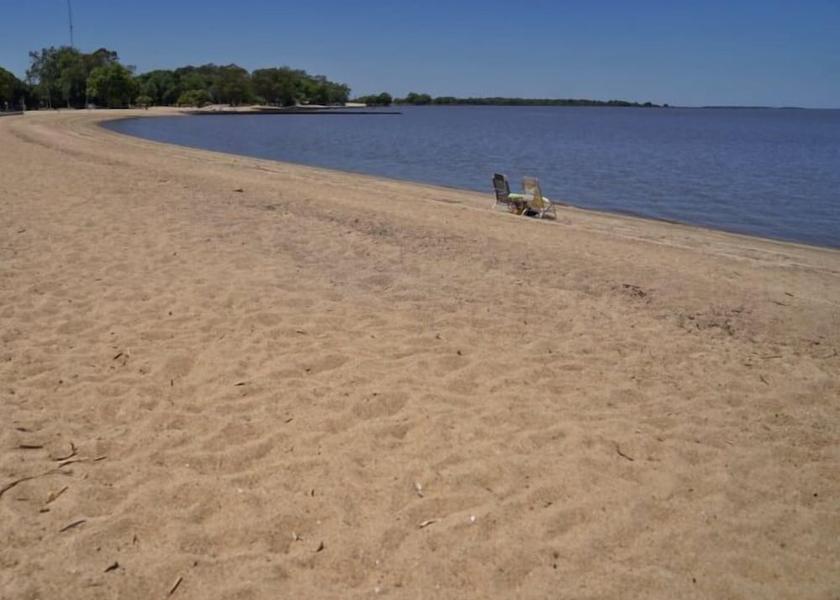 Colonia Carmelo Beach