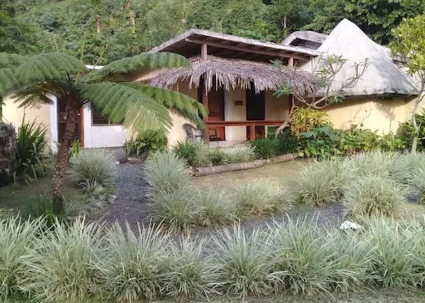  Tanna Island Exterior Detail