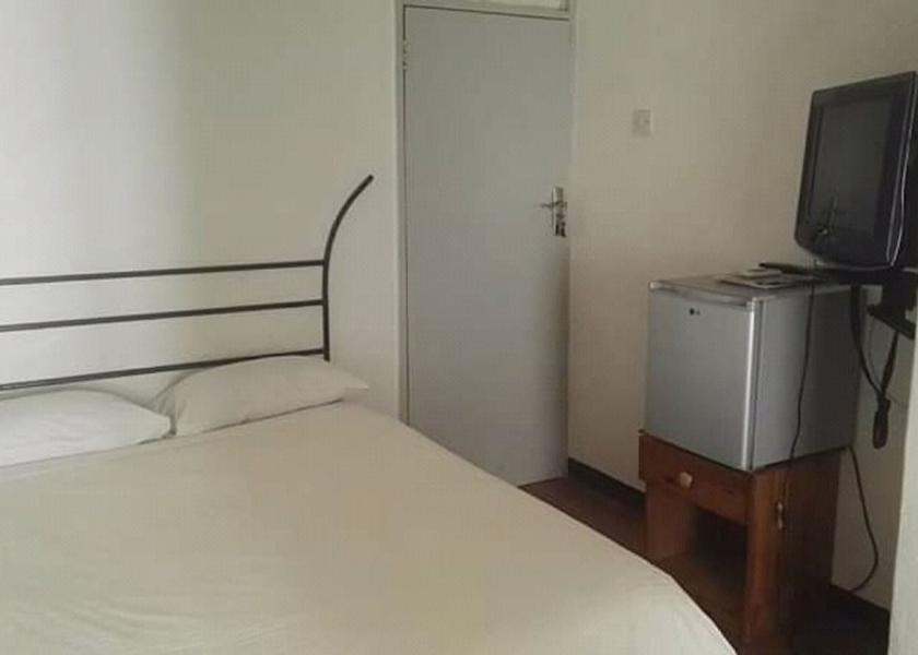  Ndola Room