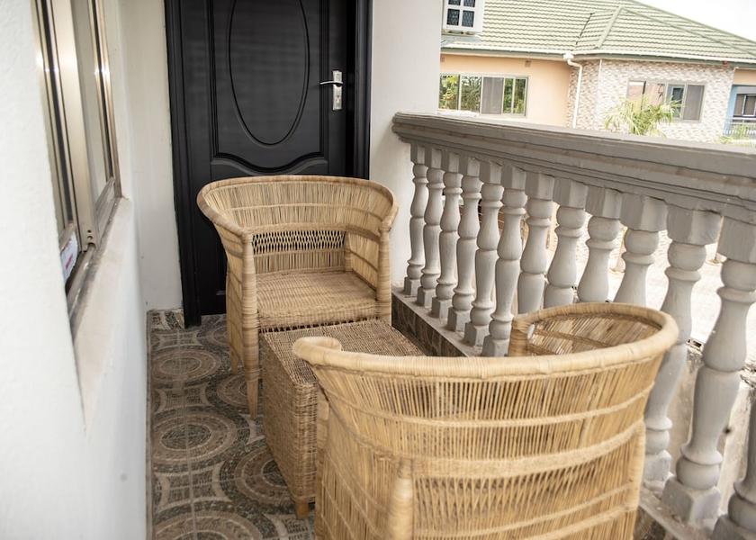  Lusaka Exterior Detail