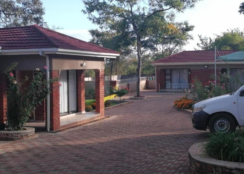  Kwekwe Exterior Detail