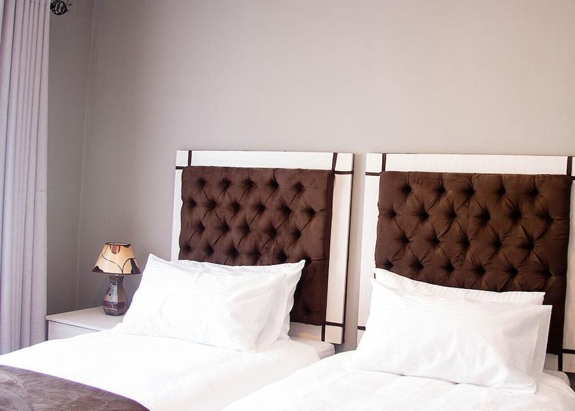 Harare Harare Room