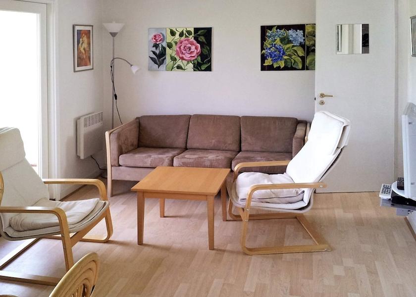 Hovedstaden Allinge Interior Entrance