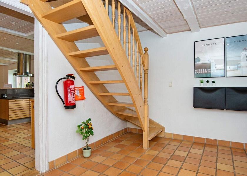 Syddanmark Henne Interior Entrance