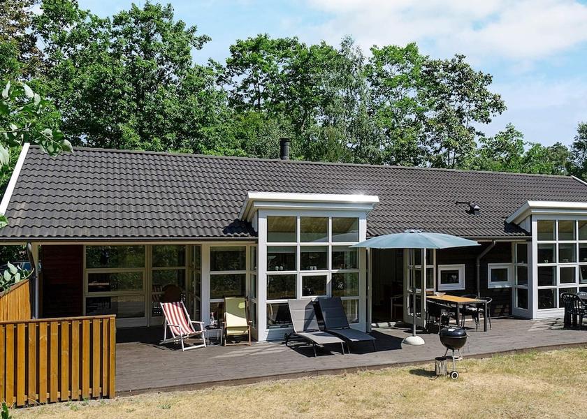 Hovedstaden Hasle Exterior Detail