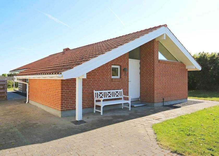  Kalundborg Exterior Detail