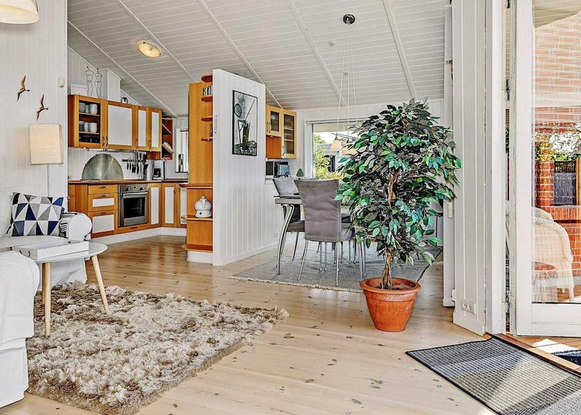  Kalundborg Interior Entrance