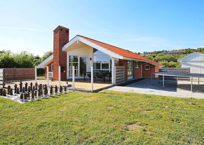  Kalundborg Exterior Detail