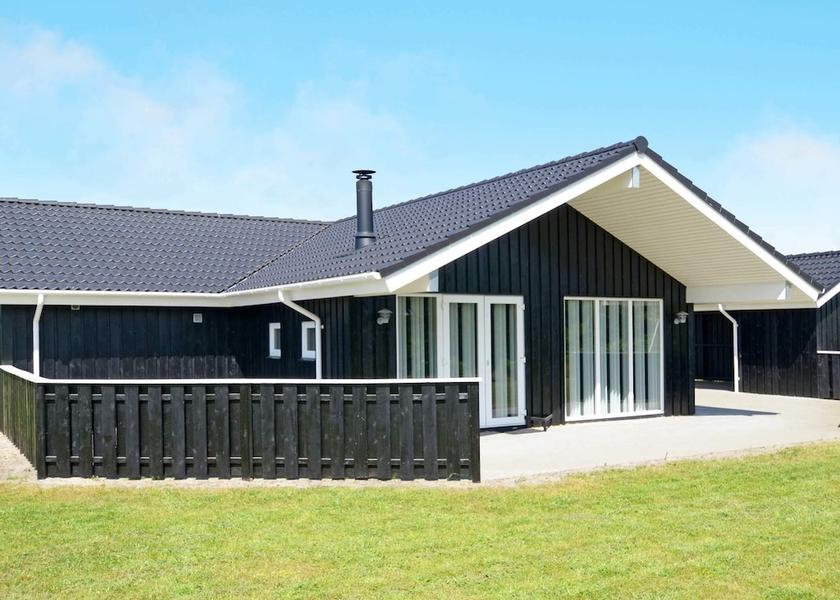 Midtjylland Tarm Exterior Detail