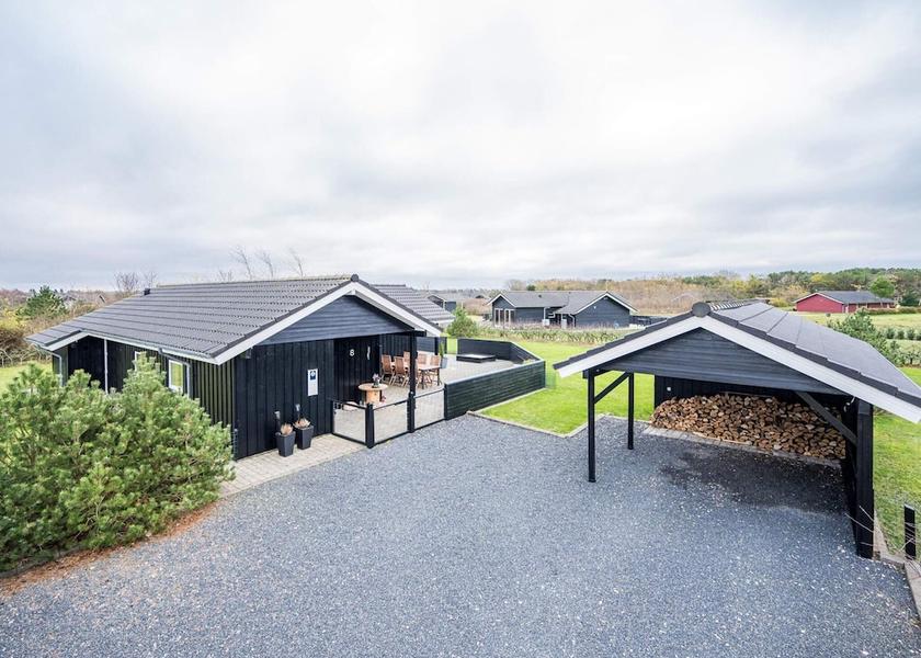 Midtjylland Tarm Exterior Detail