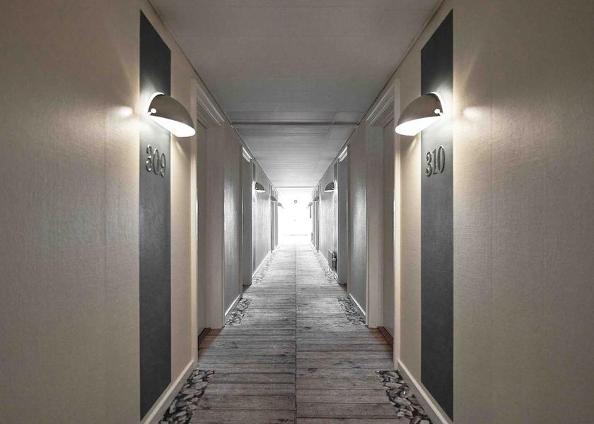  Koge Interior Entrance
