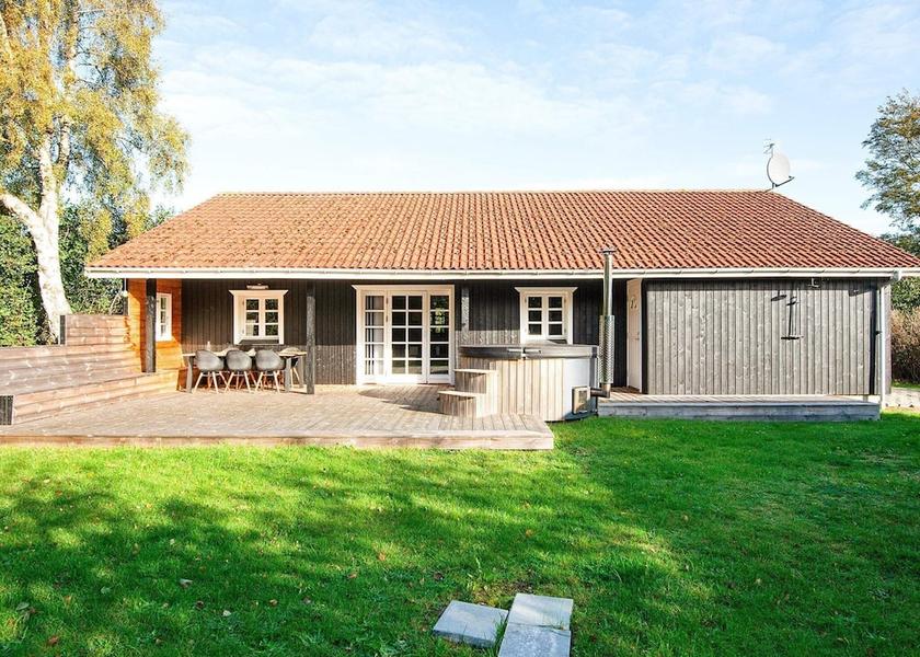 Midtjylland Grenaa Exterior Detail