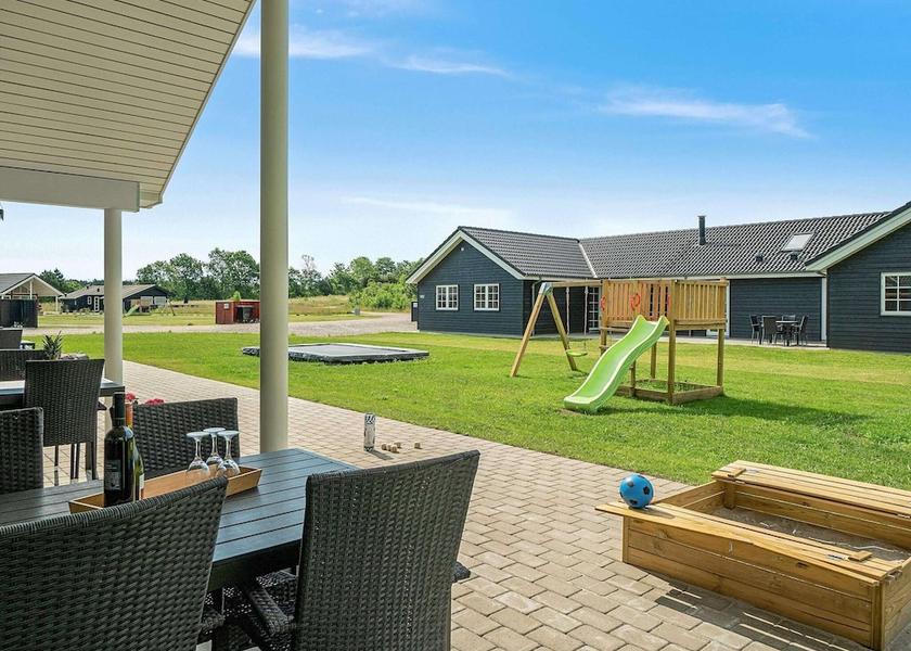 Midtjylland Grenaa Exterior Detail