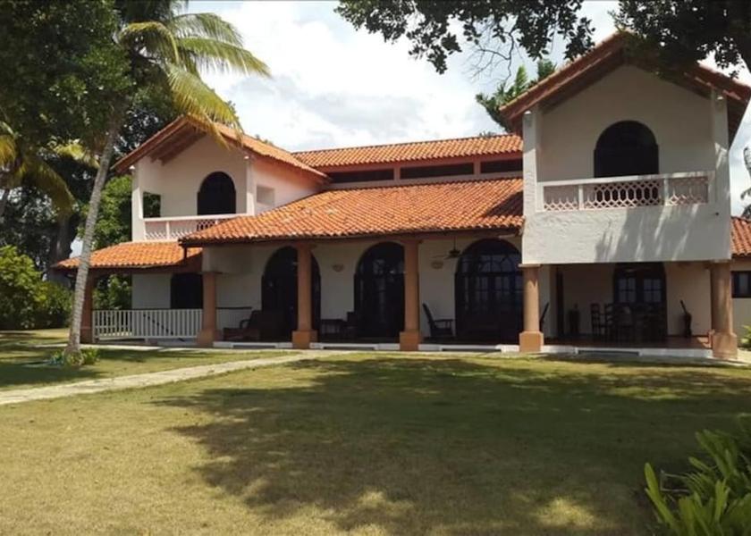 Puerto Plata Sosua Exterior Detail