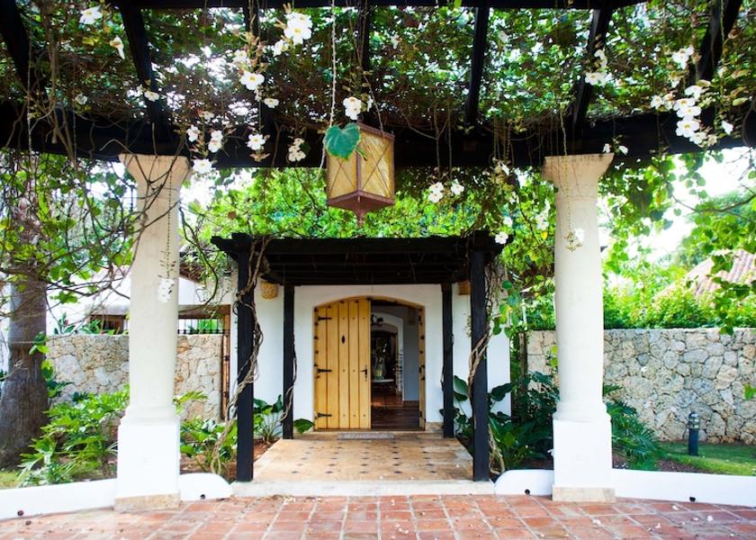 La Romana La Romana Entrance