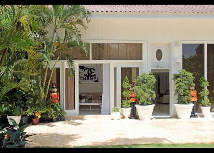 La Altagracia La Romana Exterior Detail