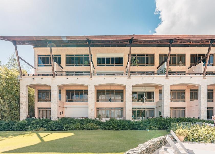 La Romana La Romana Exterior Detail