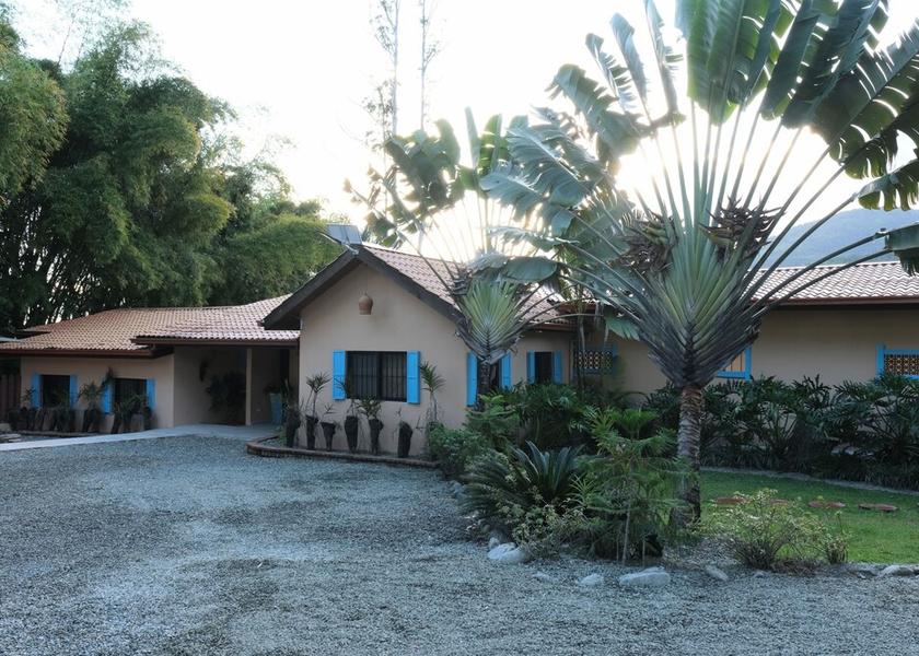 Santiago Jarabacoa Facade