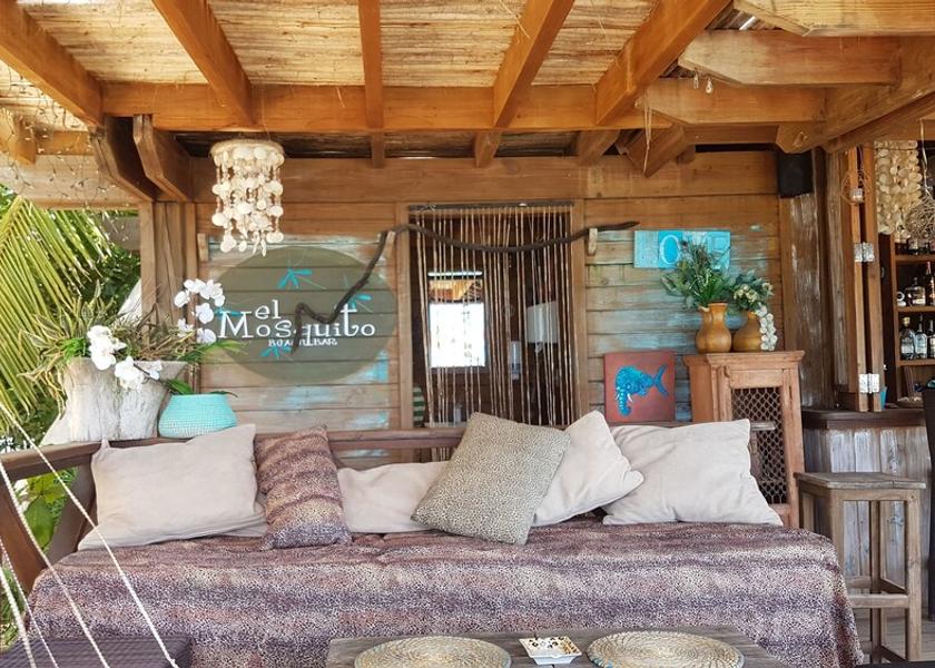 Samana Las Terrenas Interior Entrance