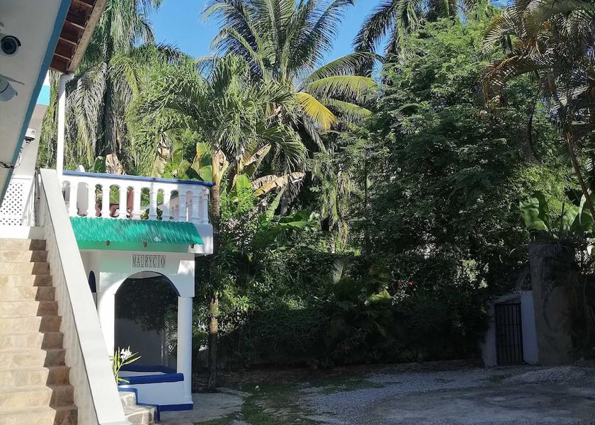 Samana Las Terrenas Property Grounds
