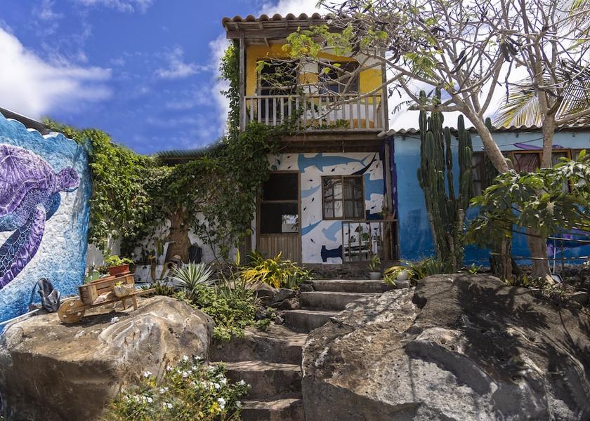 Galapagos Puerto Baquerizo Moreno Facade