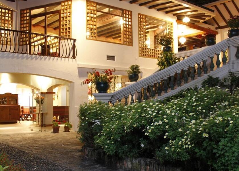 Azuay Paute Exterior Detail