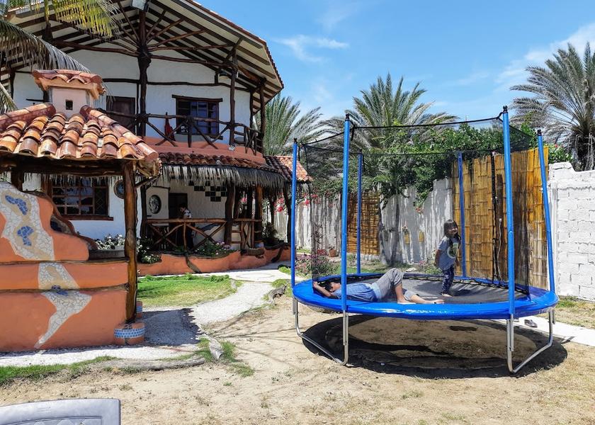 Pichincha Playas Living Area