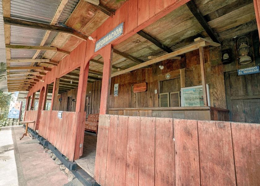 Chimborazo Cumanda Facade