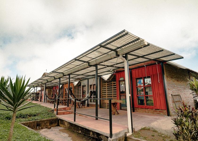 Chimborazo Cumanda Exterior Detail