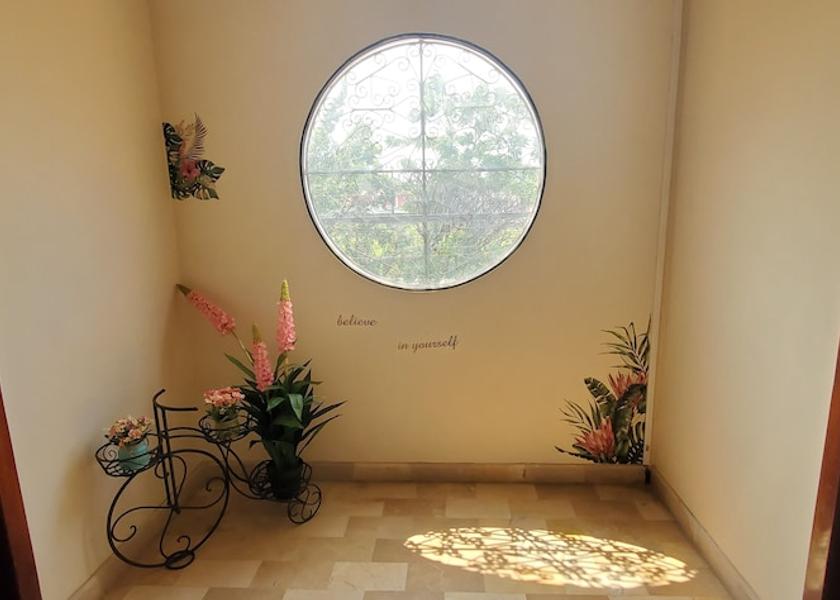 Pichincha Guayaquil Interior Entrance