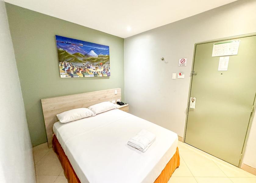 Pichincha Guayaquil Room